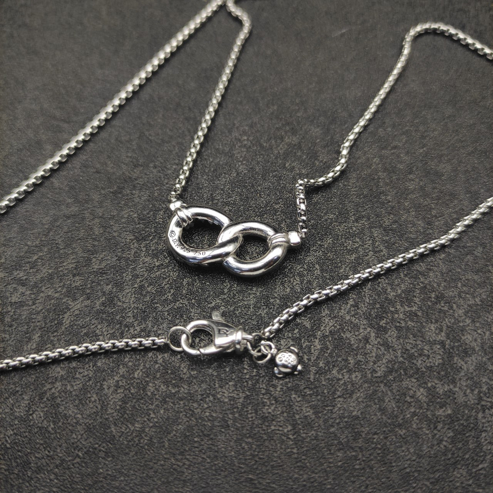 David Yurman Two-Color Horsebit Necklace - Picture 6 of 9